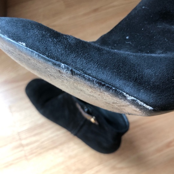 AUTH Louis Vuitton Black Suede Skylight Bootie 38.5 - Picture 11 of 16